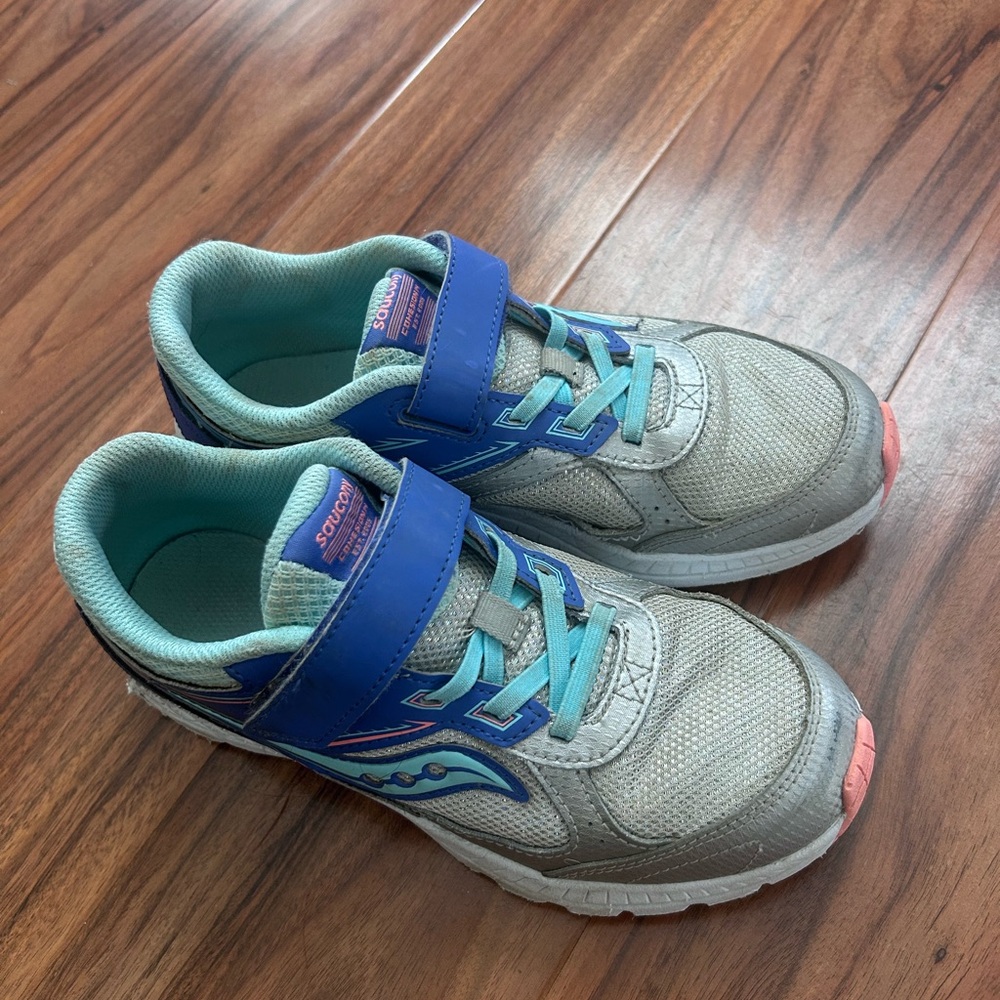 Saucony Gray and Blue Sneakers with Velcro Strap